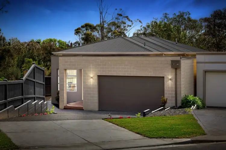 9a Shelbourne Court, Mornington VIC 3931