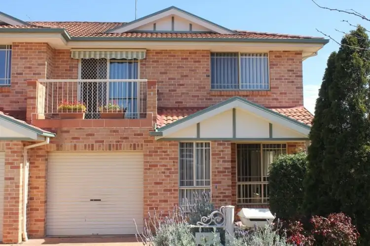 36B Whitsunday Circuit, Green Valley NSW 2168