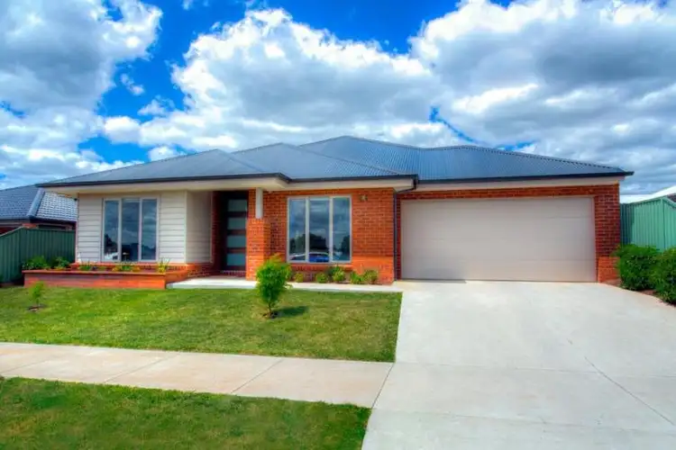 Main view of Homely house listing, 15 Middlin Street, Brown Hill VIC 3350