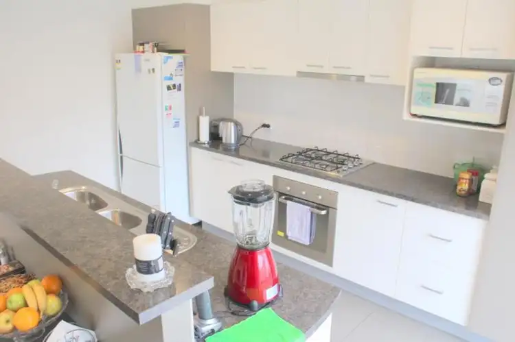 Second view of Homely house listing, 25 Scottsdale Court, Craigieburn VIC 3064