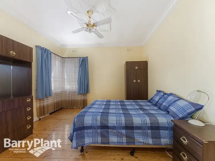 Fifth view of Homely house listing, 27 West Esplanade, St Albans VIC 3021