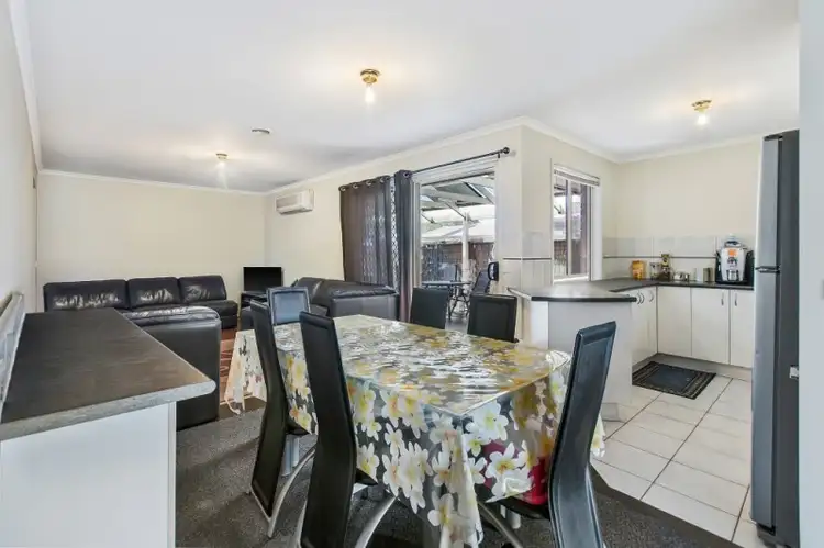 Fifth view of Homely house listing, 14 Stanford Court, Sunbury VIC 3429