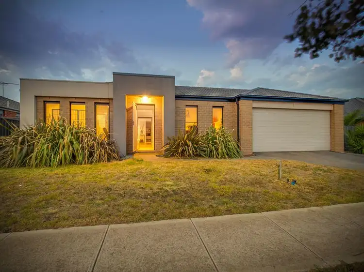 104 Westmeadows Lane, Truganina VIC 3029