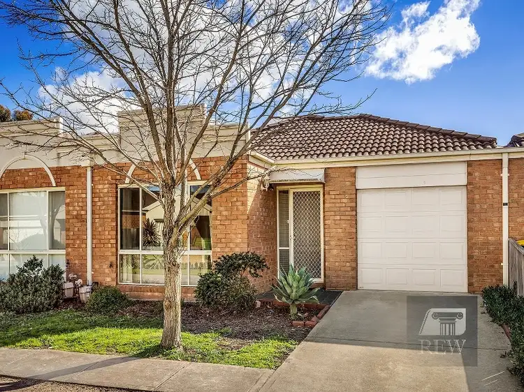 9 Tintern Loop, Hillside VIC 3037