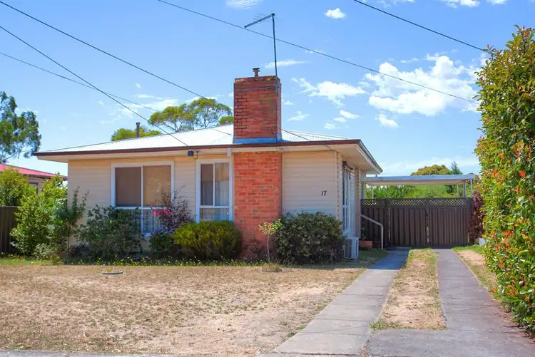 Main view of Homely house listing, 17 Tulip Crescent, Wendouree VIC 3355