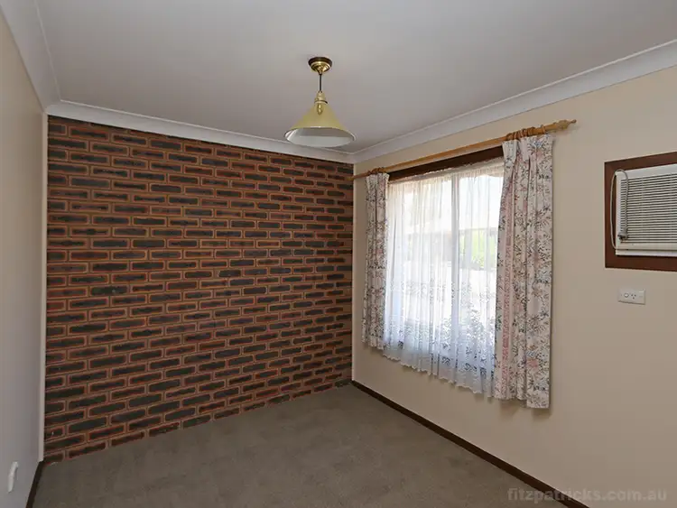 Sixth view of Homely unit listing, 2/5 Langdon Avenue, Wagga Wagga NSW 2650
