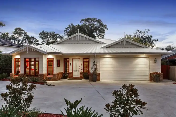 22 Viviani Crescent, Heathmont VIC 3135