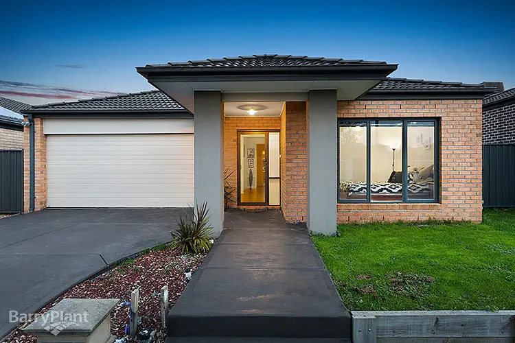 5 Buckthorn Drive, Cranbourne North VIC 3977