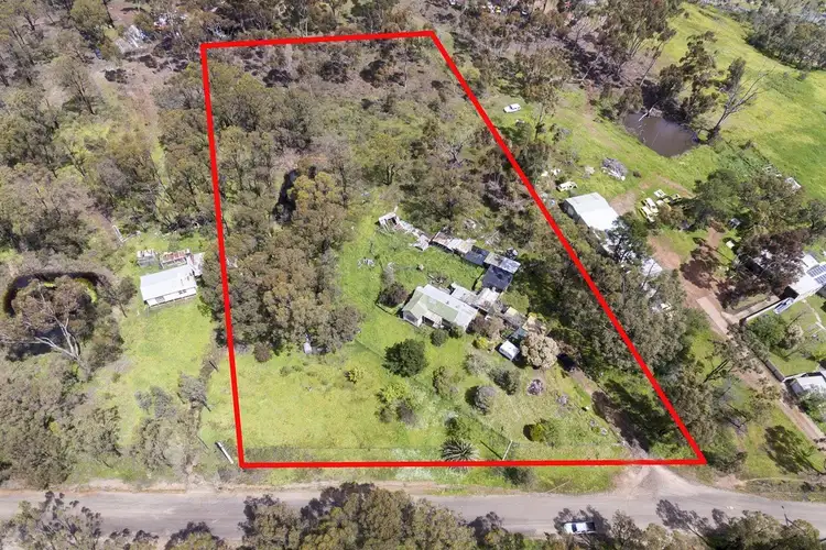 21 Golden Gully Road, Kangaroo Flat VIC 3555