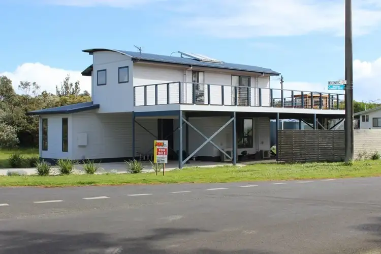 45, CENTRE ROAD, Venus Bay VIC 3956