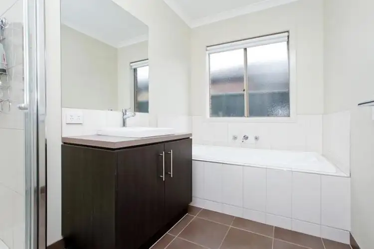 Sixth view of Homely house listing, 5 Hidden Valley Road, Tarneit VIC 3029