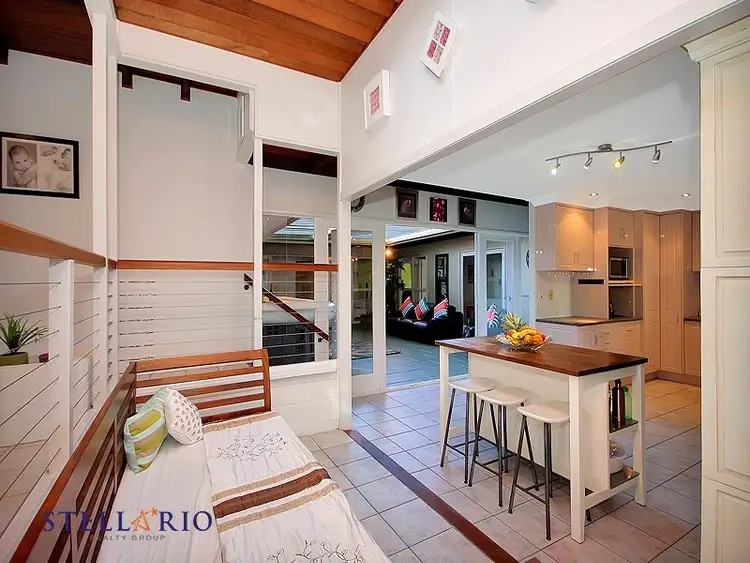 4 Lewana Street, Mansfield QLD 4122