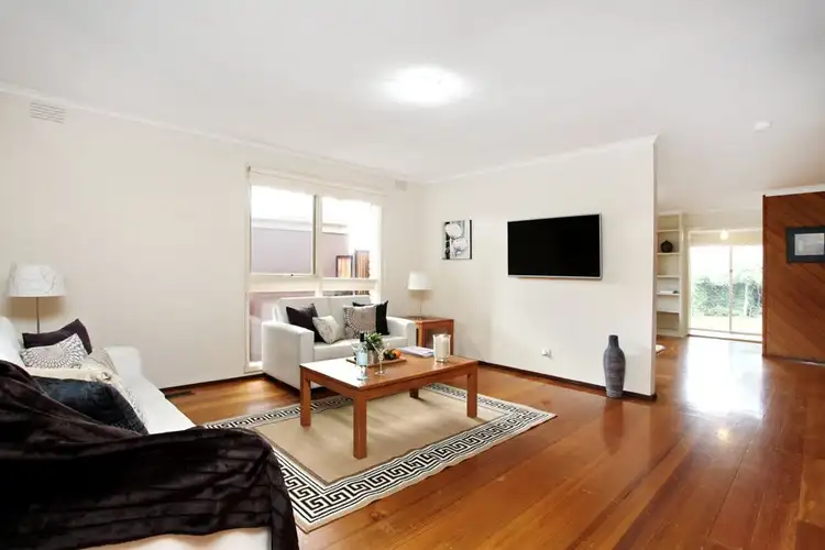Fourth view of Homely house listing, 3 Fiona Court, Gladstone Park VIC 3043