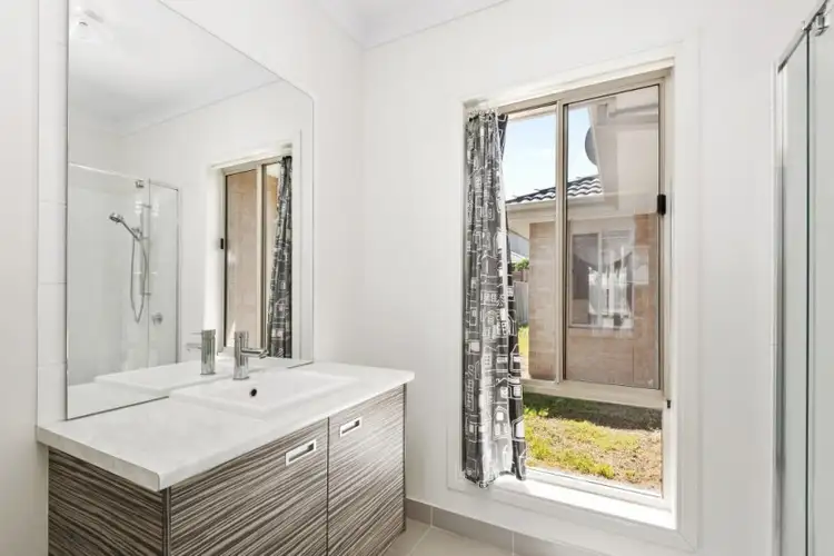 Fourth view of Homely house listing, 65 Sanctuary Lakes East Boulevard, Sanctuary Lakes VIC 3030