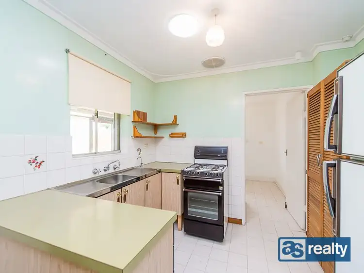 Sixth view of Homely house listing, 31 Embleton Avenue, Embleton WA 6062