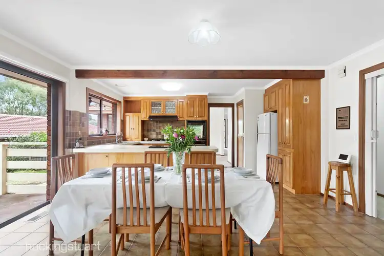 Fifth view of Homely house listing, 34 Sherlowe Crescent, Viewbank VIC 3084