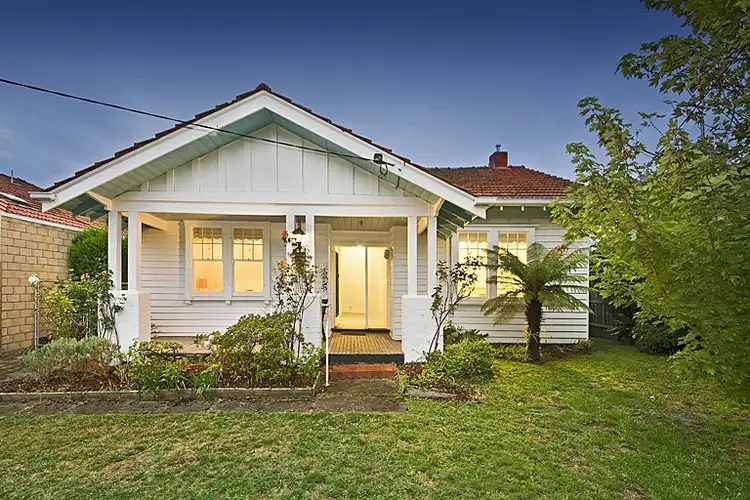 19 Passchendaele Street, Hampton VIC 3188