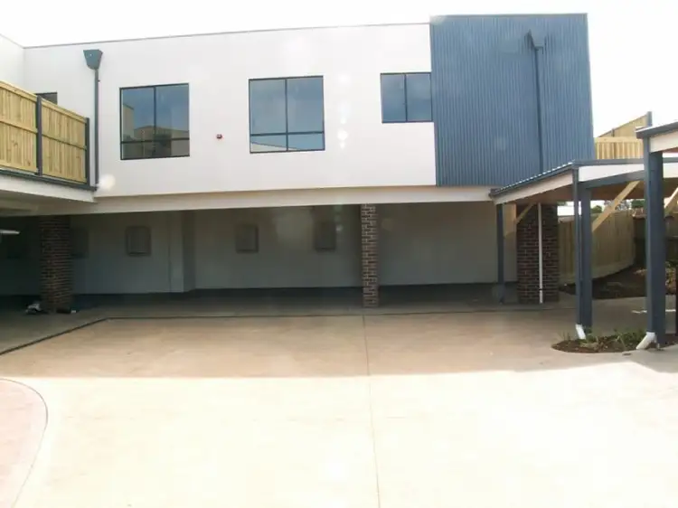 9 Petrea Place