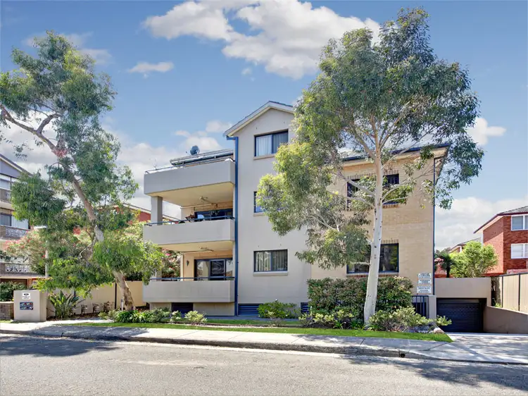 1/15 Wycombe Avenue, Monterey NSW 2217