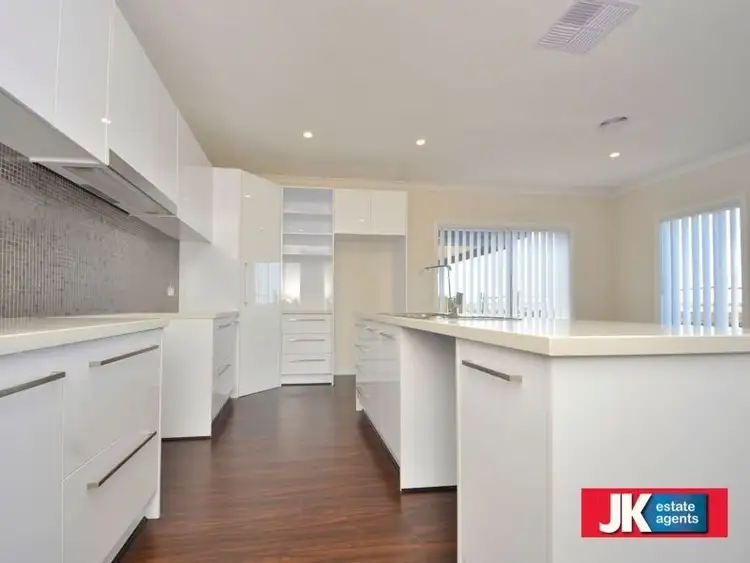 Sixth view of Homely house listing, 19 Maintop Way, Tarneit VIC 3029