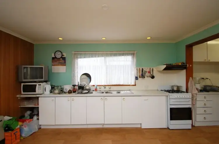 Fifth view of Homely house listing, 32 Gosford Crescent, Broadmeadows VIC 3047