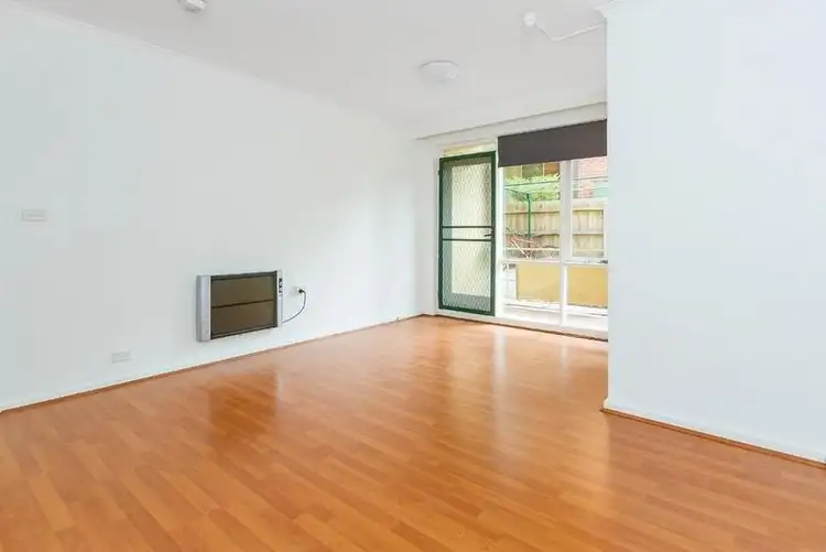 Fourth view of Homely apartment listing, 2/60 Edgar Street North, Glen Iris VIC 3146