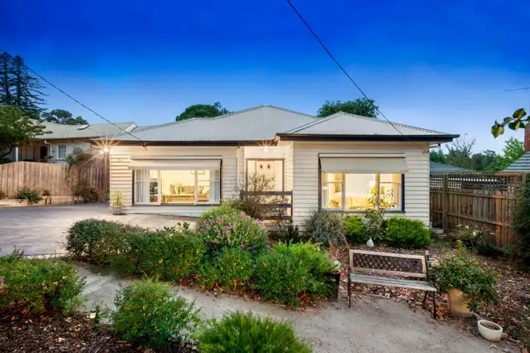 26 Eastfield Road, Ringwood East VIC 3135