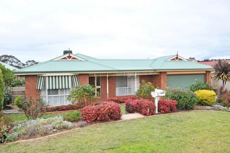 15 Gledhill Rise, Kangaroo Flat VIC 3555