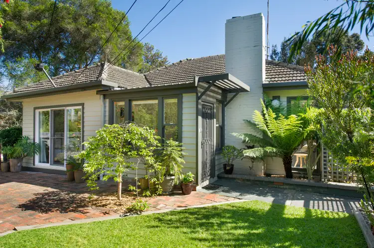 1/7 Dwyer Street, Blackburn VIC 3130