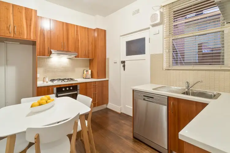 Fifth view of Homely apartment listing, 5/28 Williams Road, Windsor VIC 3181