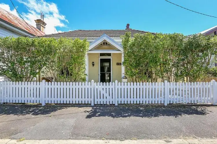 57 Fleming Street, Wickham NSW 2293