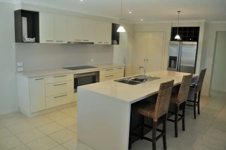 Second view of Homely house listing, 5 Pillar Court, Wonthaggi VIC 3995