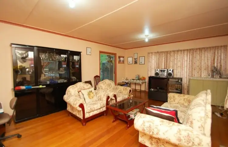 Fifth view of Homely house listing, 9 Waranga Crescent, Broadmeadows VIC 3047