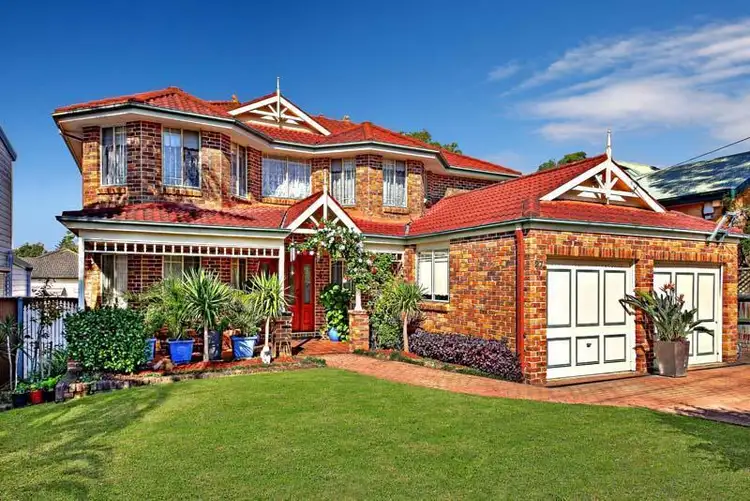 27 Kennedy Street, Picnic Point NSW 2213