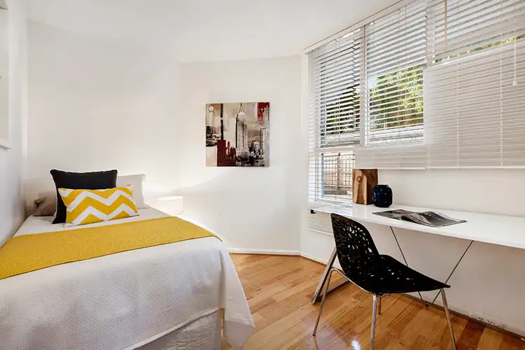 Fourth view of Homely apartment listing, 4/6 Yorston Court, Elsternwick VIC 3185