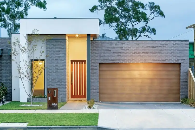 19 Regal Drive, Alfredton VIC 3350