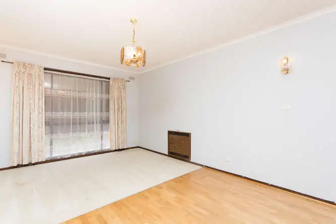 Fourth view of Homely house listing, 10 Mansell Drive, Mildura VIC 3500
