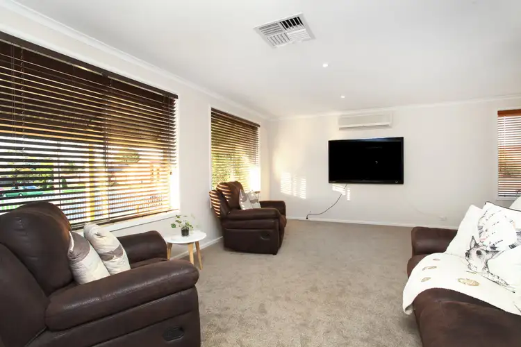 Fourth view of Homely house listing, 1 Chisholm Close, Gladstone Park VIC 3043