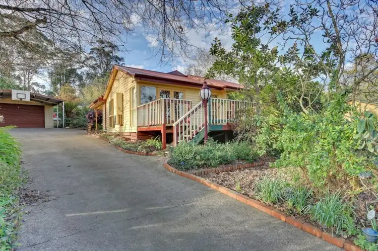 9 Durban Road, Emerald VIC 3782