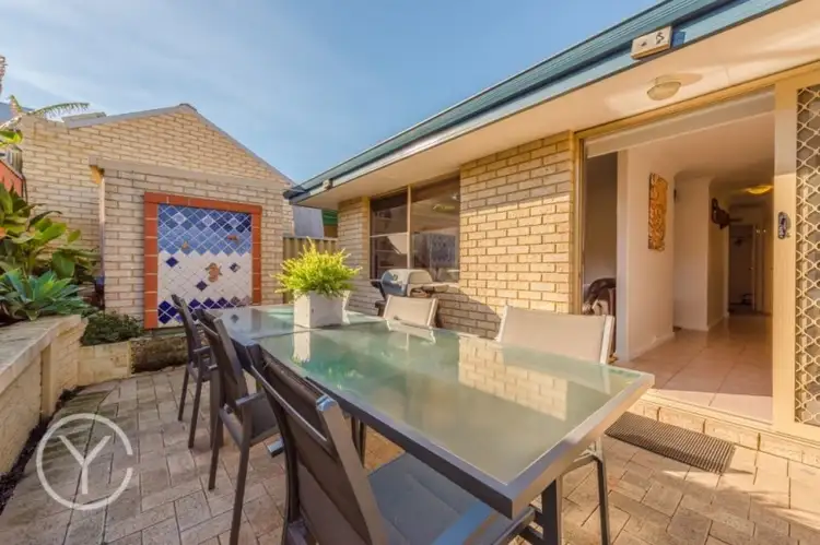 2/166 Forrest Street, Fremantle WA 6160