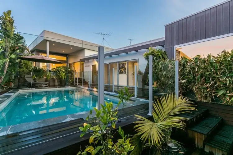 41 Danawa Drive