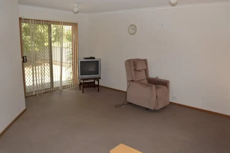 Second view of Homely house listing, 2 Violet Court, Wangaratta VIC 3677