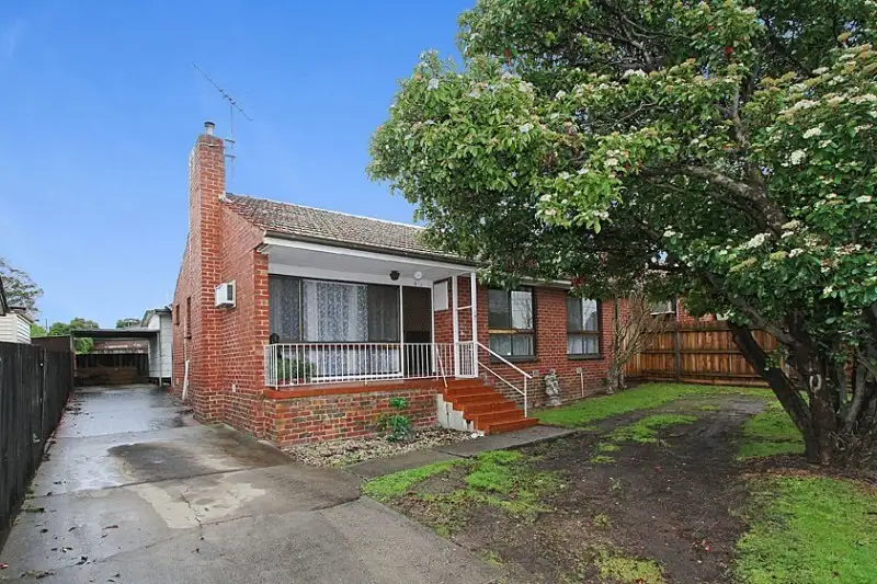Main view of Homely house listing, 33 Goulburn Avenue, Reservoir VIC 3073