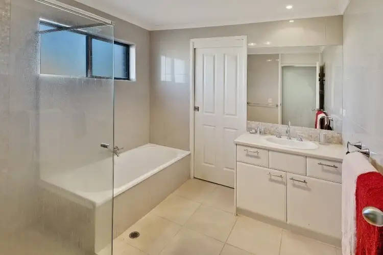 Fourth view of Homely unit listing, 4/5 Kyamba Crt, Mooloolaba QLD 4557