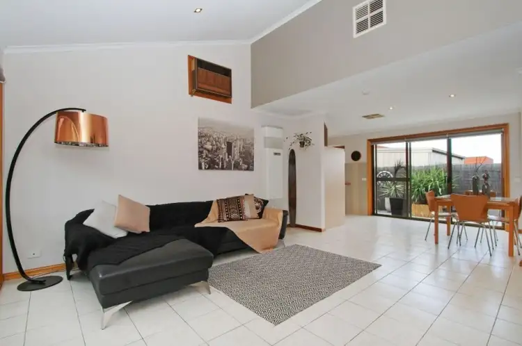 2A Salisbury Street, Thomastown VIC 3074