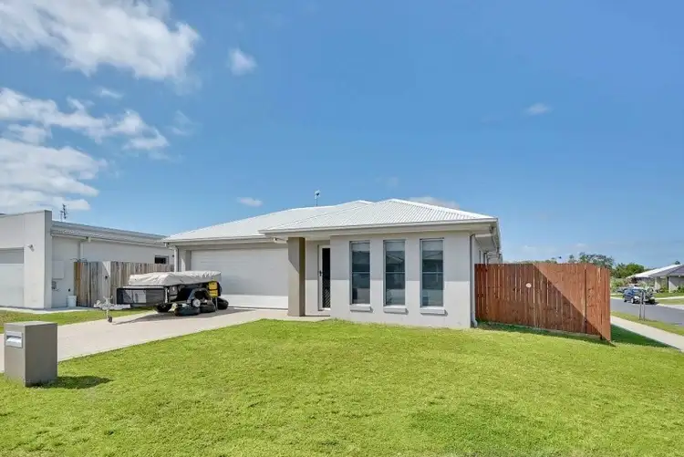 11 Bribie Pl, Mountain Creek QLD 4557