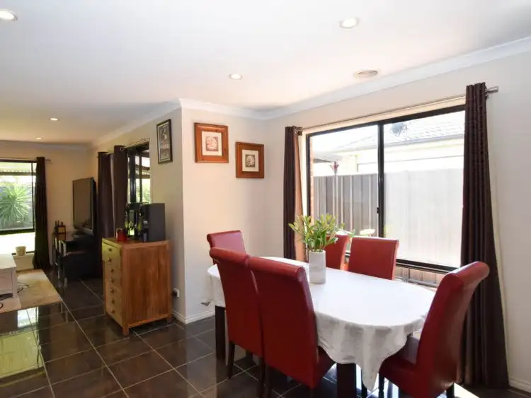 Fifth view of Homely house listing, 8 Wooloona Court, Wangaratta VIC 3677