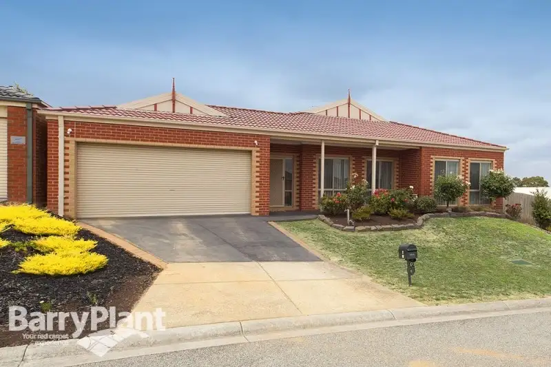 Main view of Homely house listing, 6 Kammich Court, Endeavour Hills VIC 3802