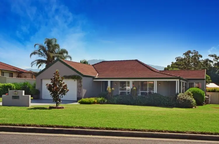 91 Jasmine Drive, Bomaderry NSW 2541