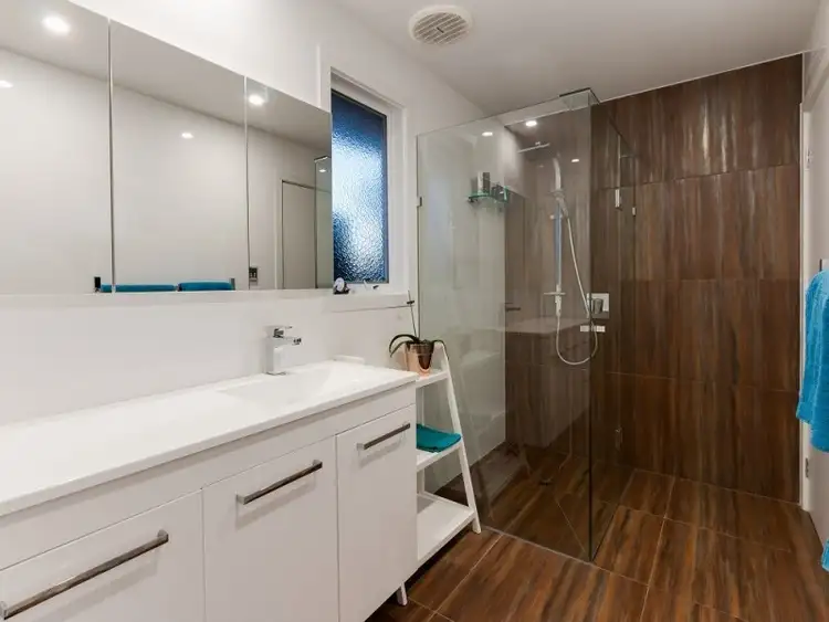 Fifth view of Homely townhouse listing, 1/26 Mount Pleasant Drive, Mount Waverley VIC 3149